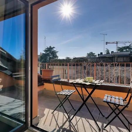 아파트 Ami's Terrace - New Gem In Citylife District